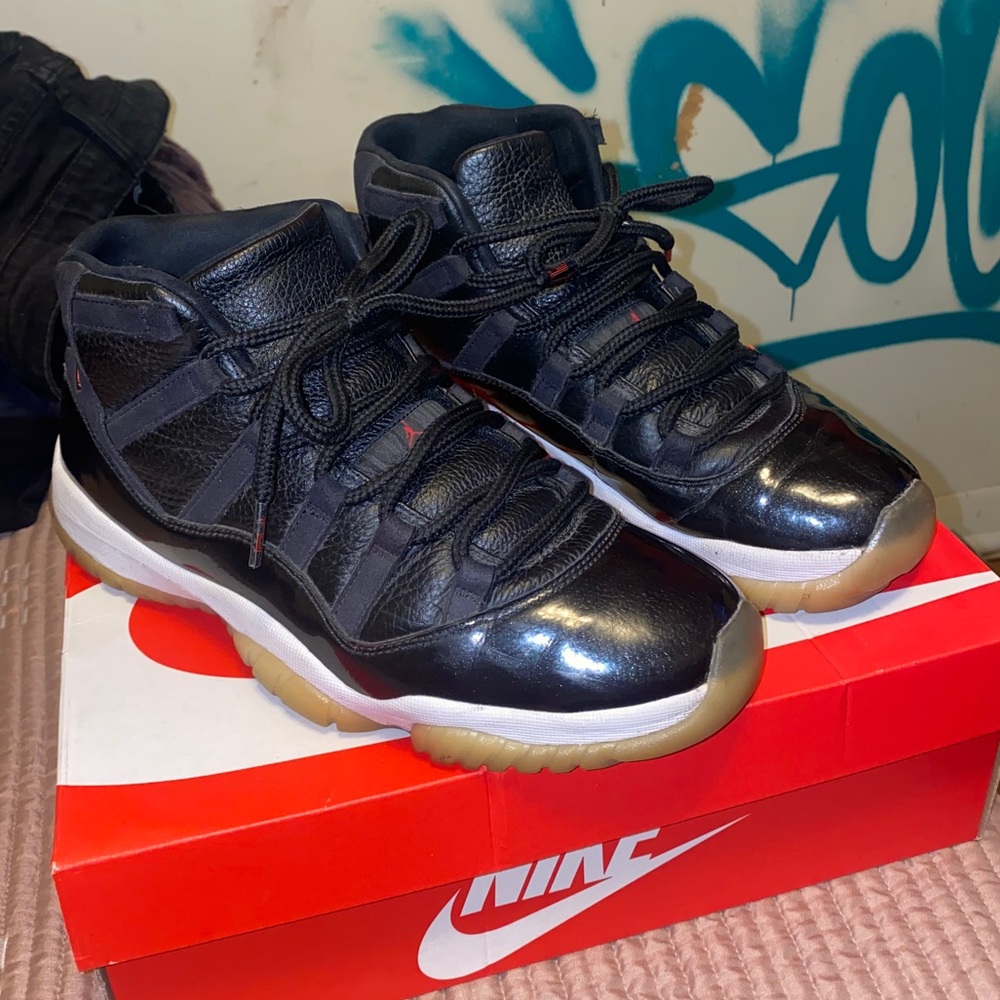 Jordan 11s